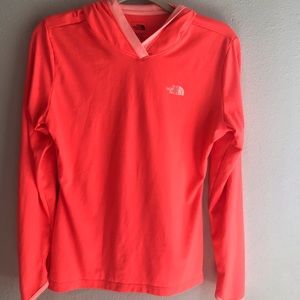 The North Face Hoodie W athletic Medium neon coral